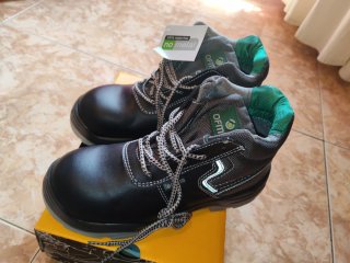 Botas de Seguridad Mendi Talla 40 Nuevas