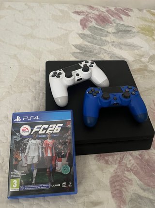 PS4 + 2 Mandos + FC 26 Precio negociable