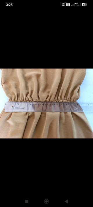 Vestido mostaza con volantes talla M