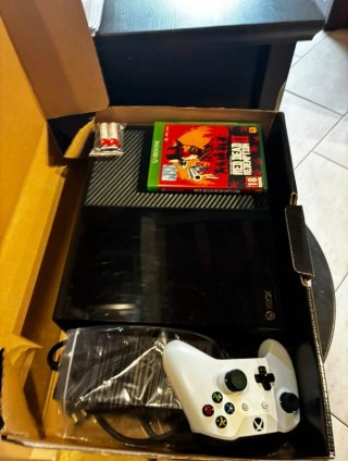 Xbox One + 4 Giochi