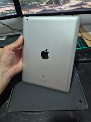 Apple iPad 2 Negro con Funda y cargador