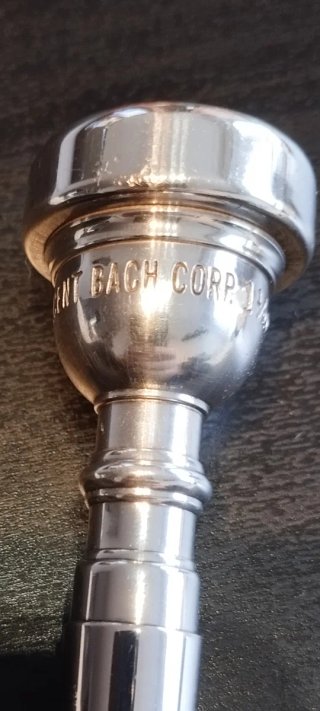 Boquilla Trompeta Bach Corp. 1 1/2C
