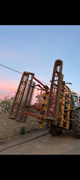 Grada cultivador 19 brazos 4.5 metros
