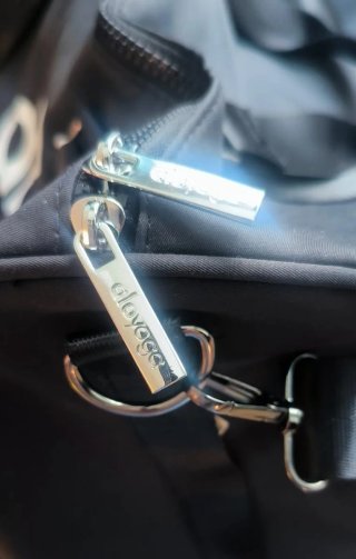 Bolsa de viaje Alo Yoga negra