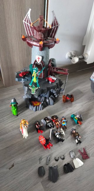 Playmobil Castillo Medieval con Figuras