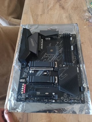 Placa Base Gigabyte B550 AORUS ELITE AX V2