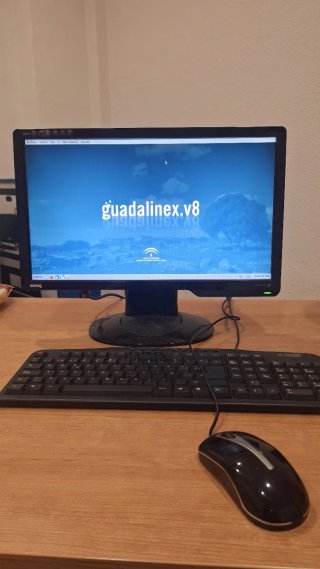 PC Guadalinex V8 + Monitor BenQ