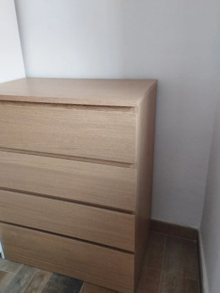 Cómoda MALM 4 cajones IKEA