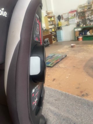 Silla de coche Joie para niñ@ en muy buen estado