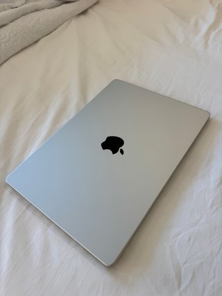 MacBook Pro 14 M4 | 24GB RAM | 1TB | Come Nuovo