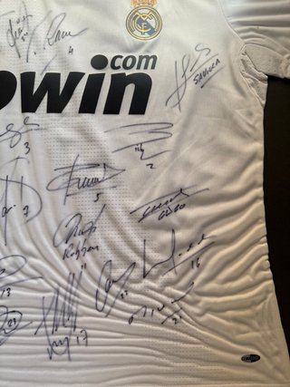Real Madrid 2008/09 firmada por toda la plantilla