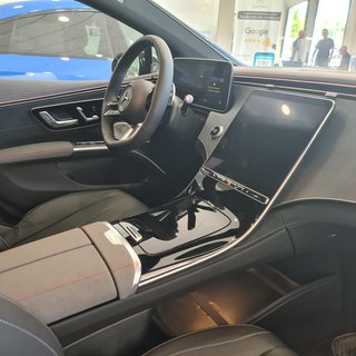 Mercedes-Benz EQE (V295) 2025