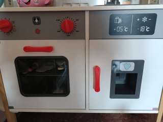 Cocina infantil de madera