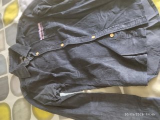 Camisa de pana azul marino