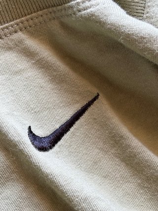 Camiseta Nike Mini Swoosh Talla XL