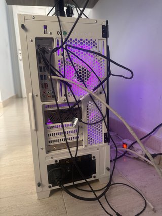 PC Gaming MSI con RGB
