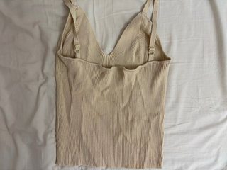 Top de tirantes beige