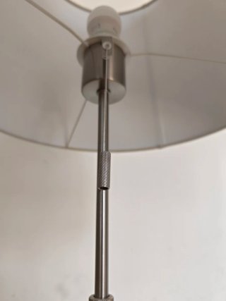 Lámpara de pie IKEA Nyfors extensible