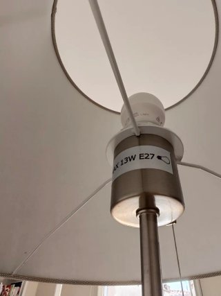 Lámpara de pie IKEA Nyfors extensible