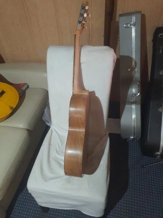 Guitarra clásica Telesforo Julver antigua
