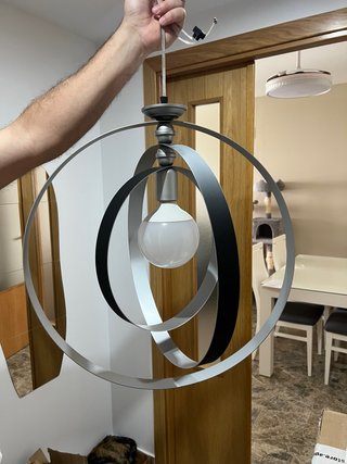 Lámpara de diseño moderna