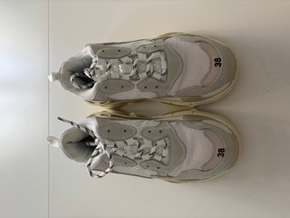 Zapatillas Balenciaga Triple S Gris Blanco