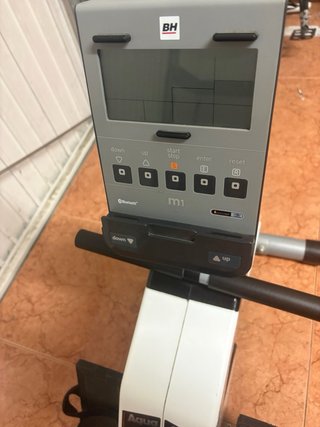 Máquina de Remo BH Aqua Dual iConcept