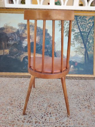 Silla de madera y piel ECONÓMICA