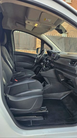 Renault Kangoo 2023