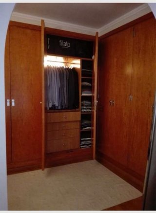 Alquilo Piso 120 mts ,dos habitaciones
