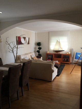 Alquilo Piso 120 mts ,dos habitaciones