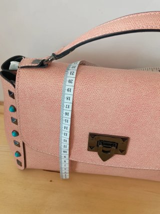 Bolso piel rosa tachuelas nuevo