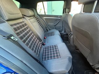 Volkswagen Golf 2.0 GTi
