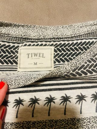 Camiseta TIWEL estampada palmeras