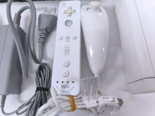 Nintendo Wii U + Juegos y Accesorios