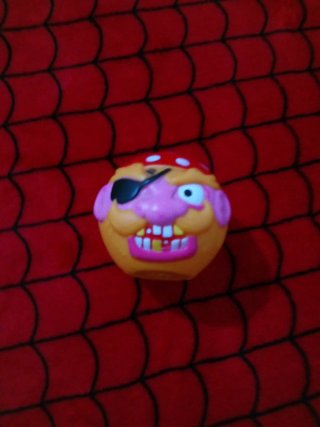Cara de pirata de juguete