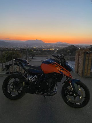 KTM Duke 125cc Azul/Naranja