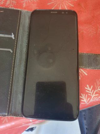 Samsung S8 Negro no enciende se apago y  nose q pa