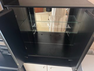 Mueble salón: Vitrina, mesa televisor, armario...