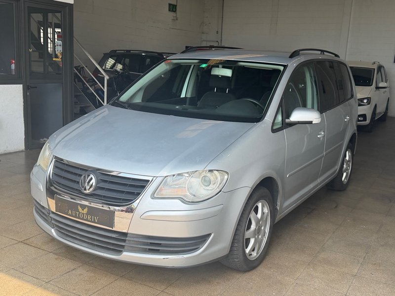 Volkswagen Touran 2.0 TDI Highline DSG 2008