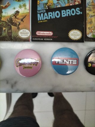 Pegatinas y Chapas Retro SNES