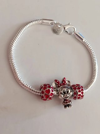 Pulsera Plata y Charm Minnie Corazones Rojos