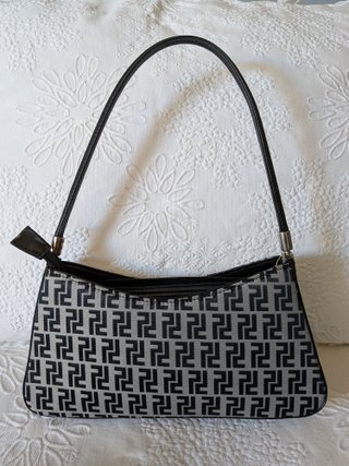 Bolso Negro y Gris