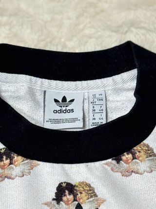Camiseta Adidas x Fiorucci Estampada