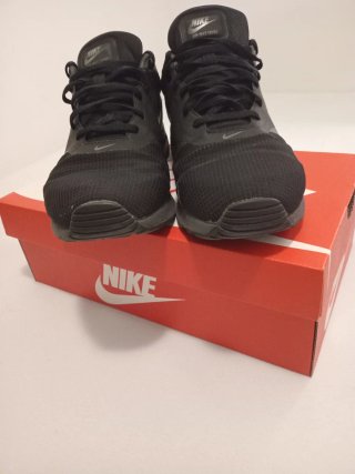 Zapatillas Nike Air Max Tavas Talla 44 bambas