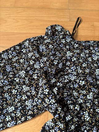 Maglia fantasia floreale nera