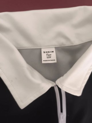 Camiseta Polo Negra y Blanca