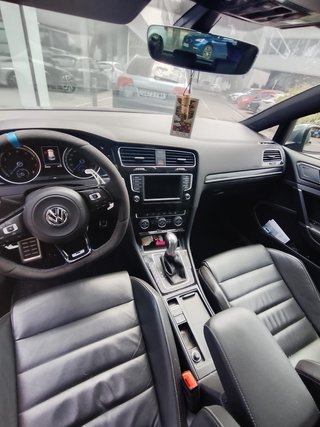 Volkswagen Golf 7 R