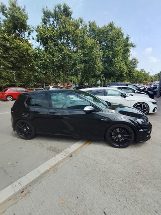 Volkswagen Golf 7 R