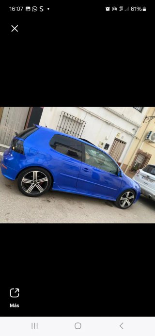 Volkswagen Golf Azul